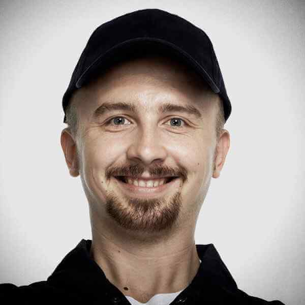 https://www.ctis-service.com/wp-content/uploads/2018/09/our_team_03.jpg